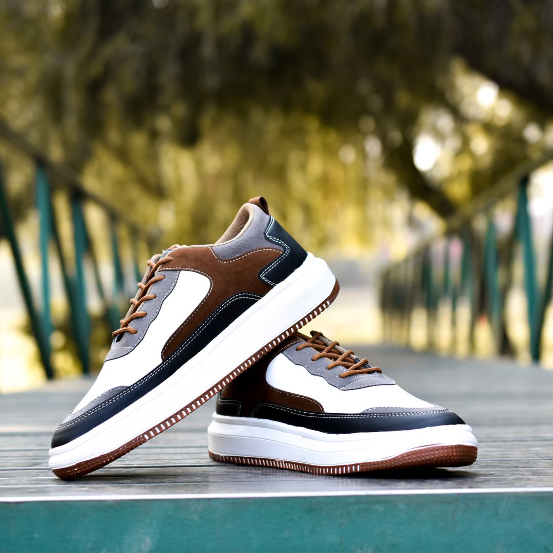 The Rostory Canyon Lace-up Sneakers