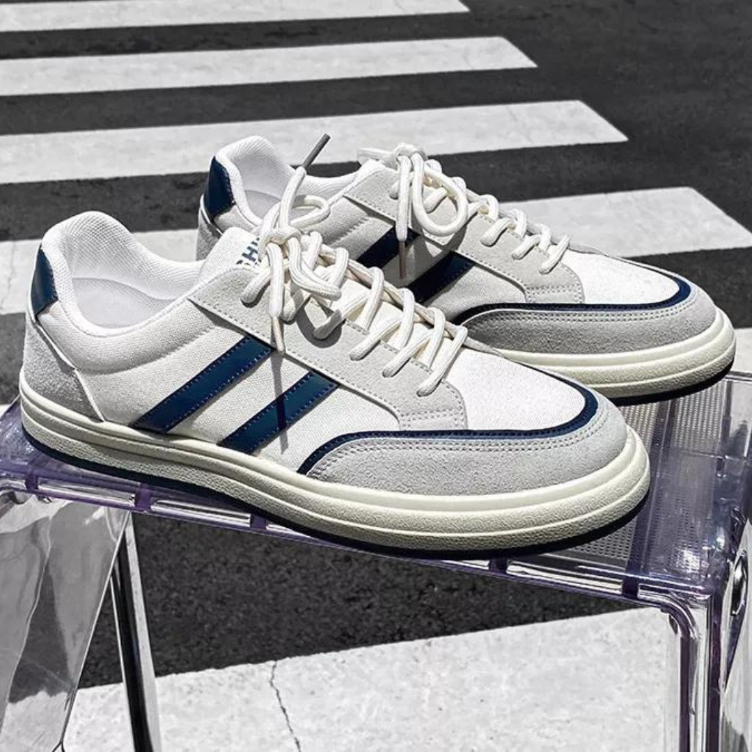 Dawn Lace-Ups Sneakers