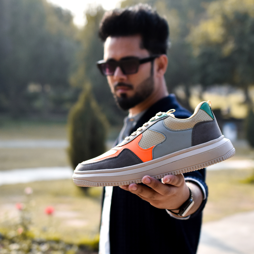 Sphinx Lace-up Sneaker