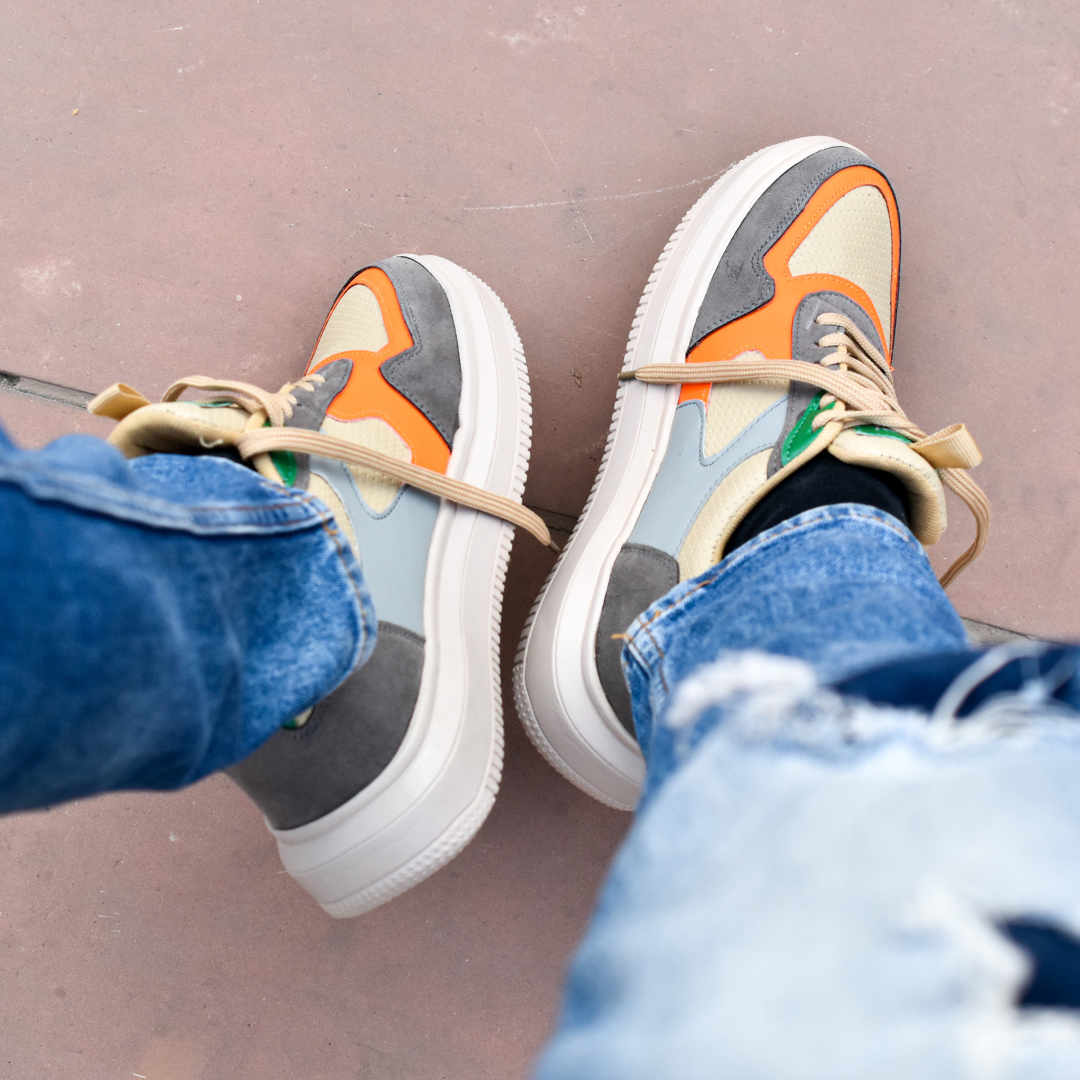 Sphinx Lace-up Sneaker